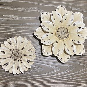 Flower wall decor